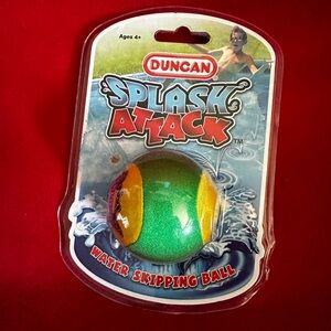 Duncan Splash Attack Water Skipping Ball